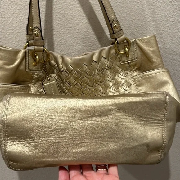 COACH- North South Metallic Woven Leather Gold Leather Shoulder Bag Tote F17099 - Picture 11 of 17
